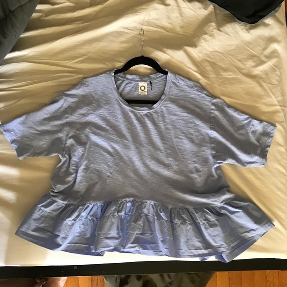 SOLD! Akemi + Kin Ruffle Tee - Picture 1 of 6